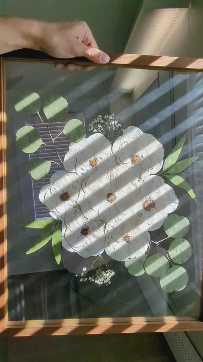 18x24 Pressed Flowers Frame